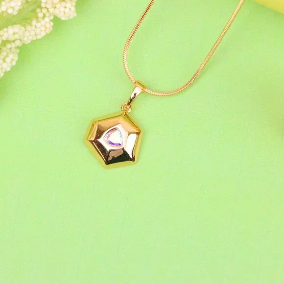 "Gold-Plated Satin White Pendant with Iridescent Center Stone, XPPT1749 - Picture 3 of 13